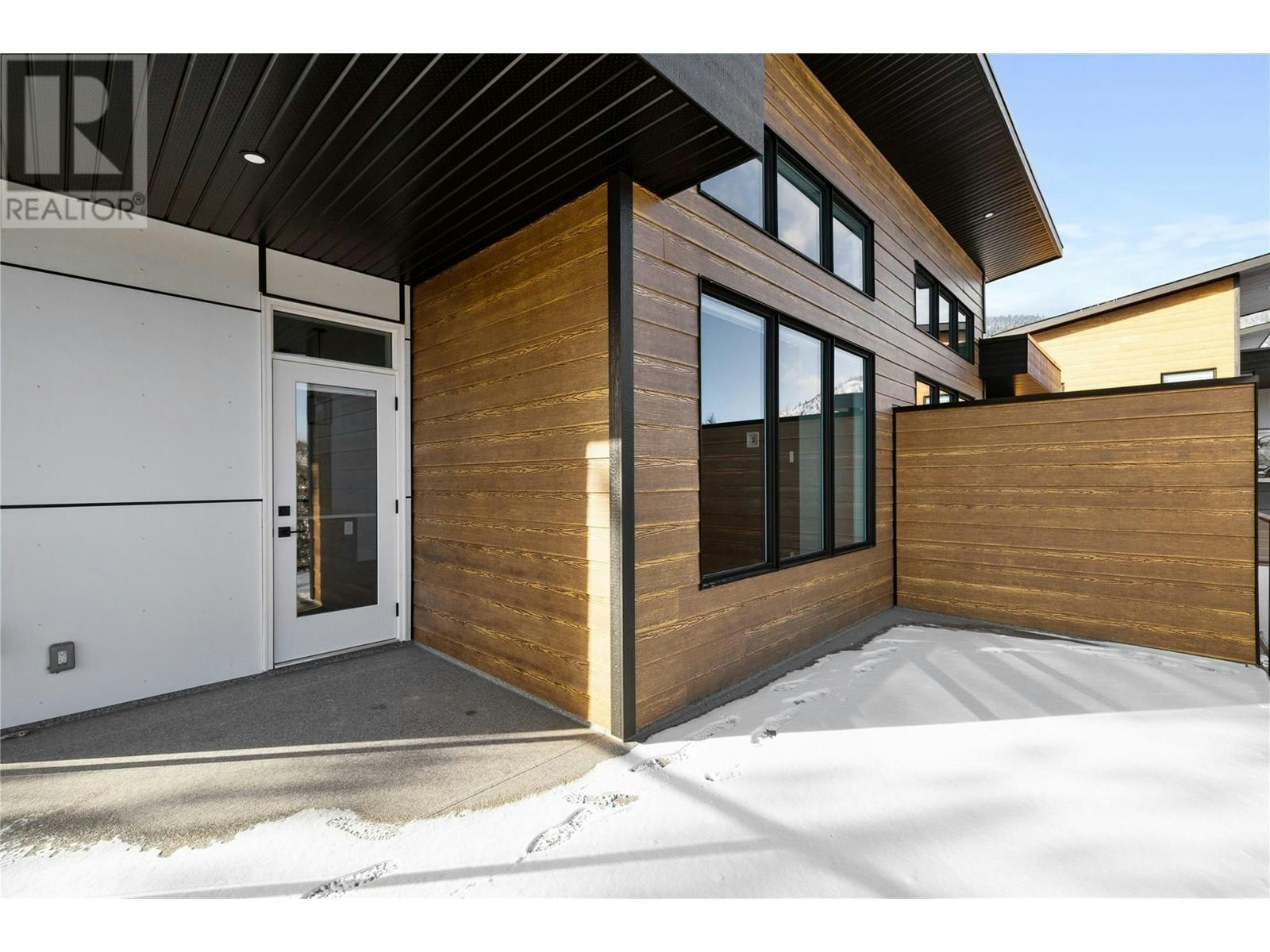 10-2835 Canyon Crest Drive, West Kelowna, BC, V4T 0G8 - 40