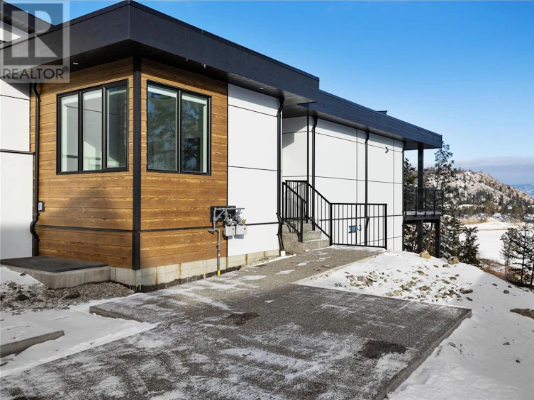 10-2835 Canyon Crest Drive, West Kelowna, BC, V4T 0G8 - 42