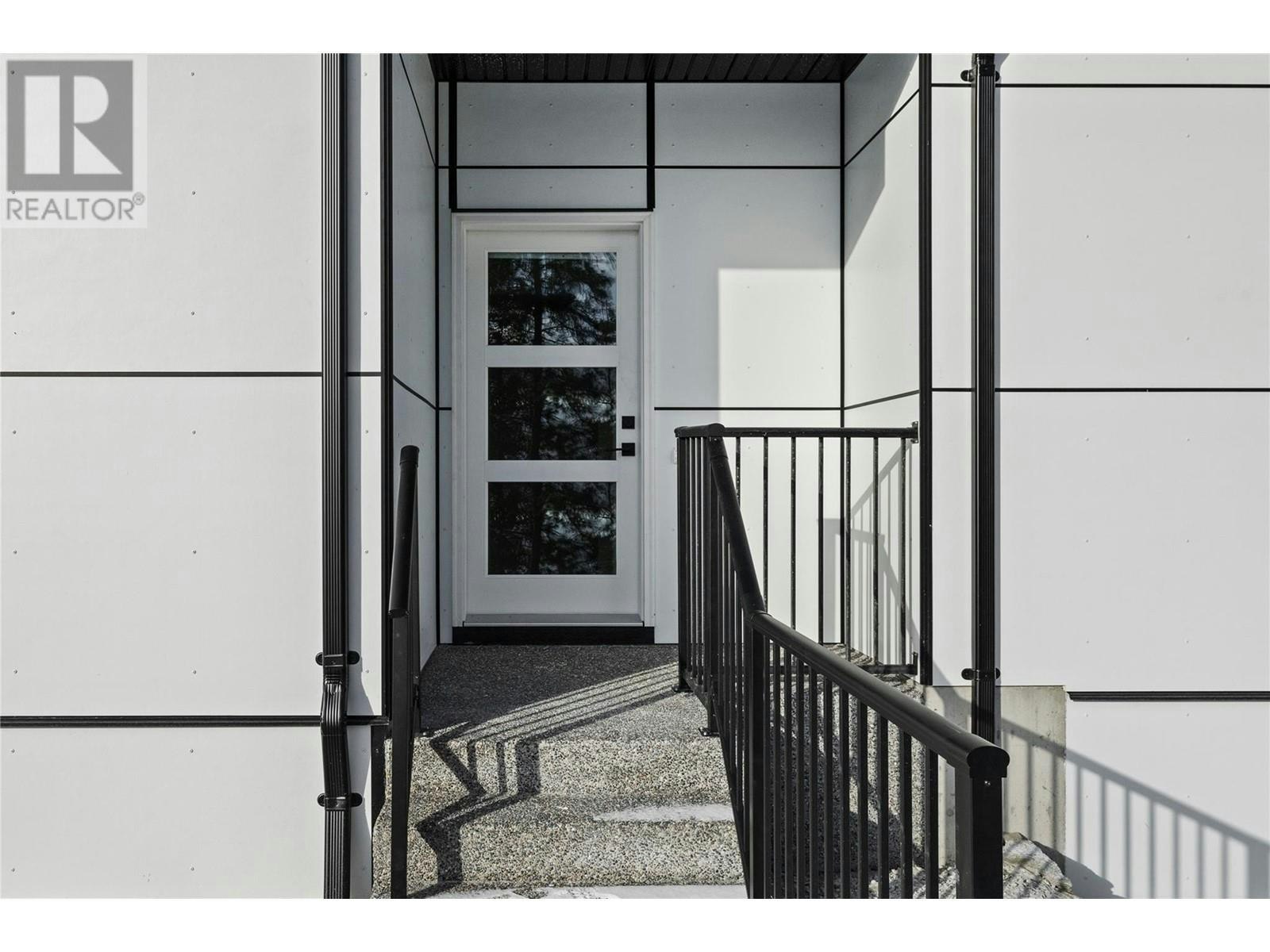 10-2835 Canyon Crest Drive, West Kelowna, BC, V4T 0G8 - 43