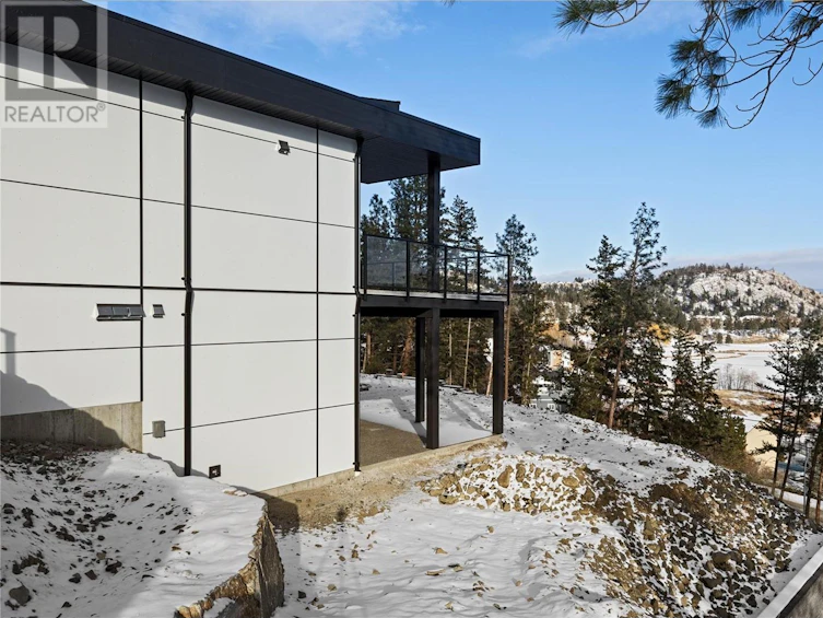 10-2835 Canyon Crest Drive, West Kelowna, BC, V4T 0G8 - 44