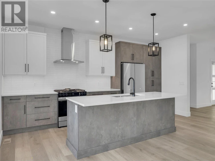 10-2835 Canyon Crest Drive, West Kelowna, BC, V4T 0G8 - 7
