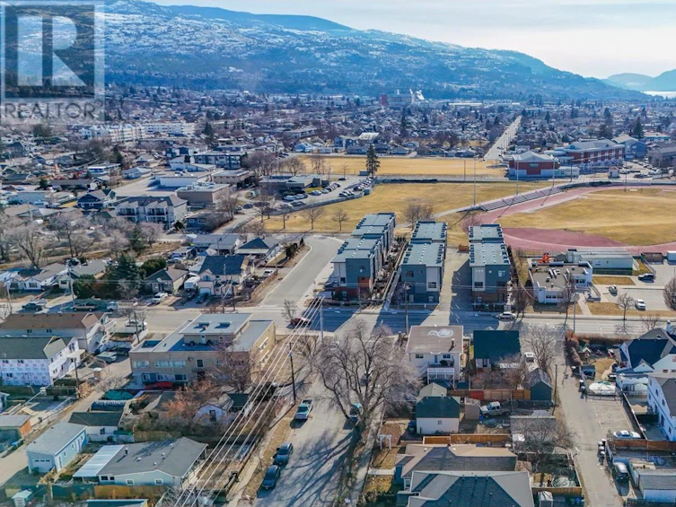 677 Papineau Street, Penticton, BC, V2A 4X8 - 10