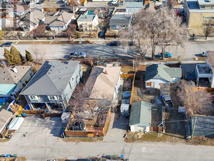 677 Papineau Street, Penticton, BC, V2A 4X8 - 8