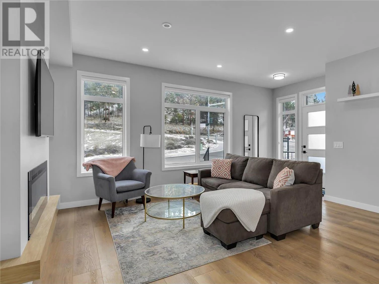 115-1435 Cara Glen Court, Kelowna, BC, V1V 0G1 - 16