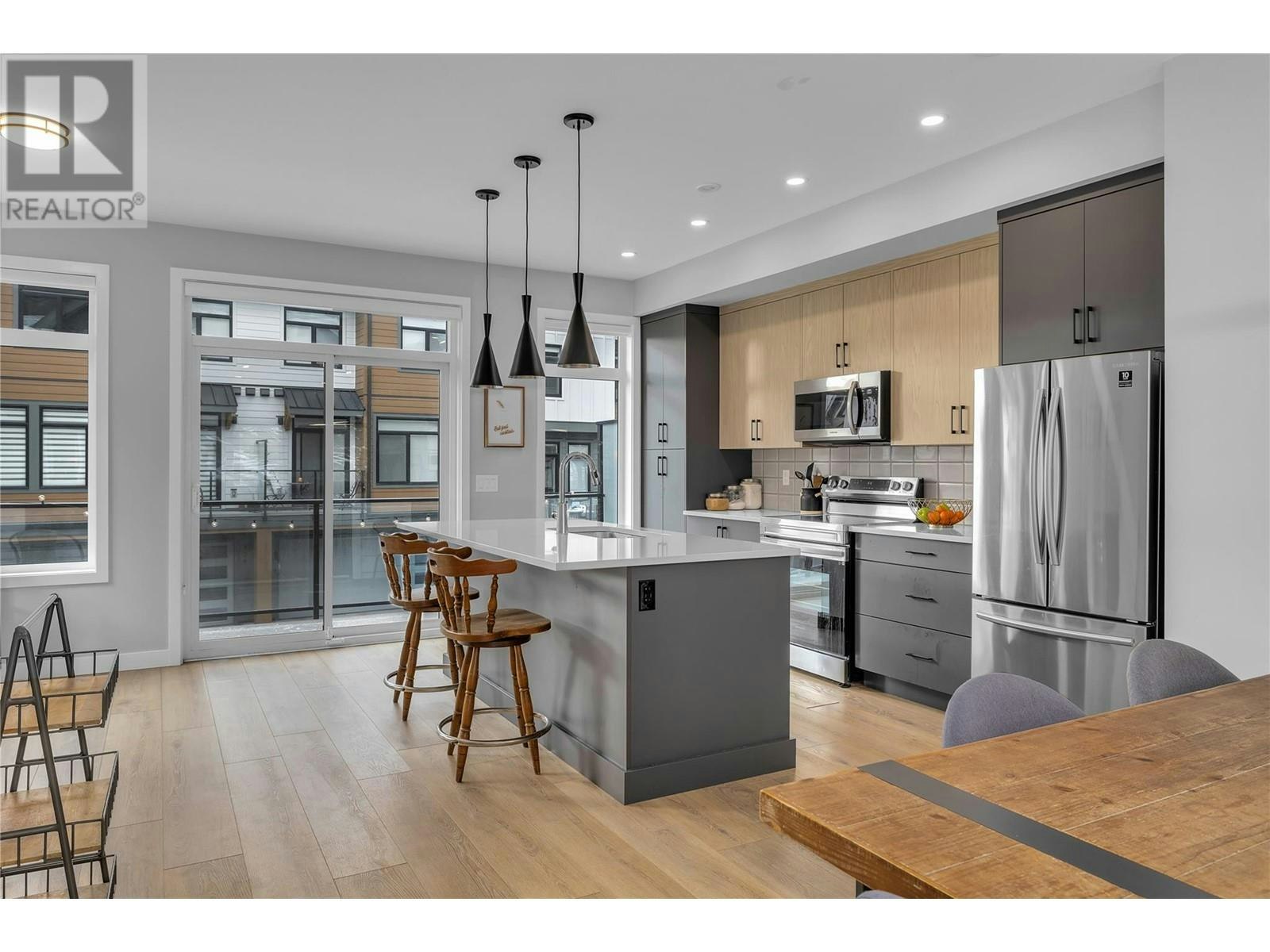 115-1435 Cara Glen Court, Kelowna, BC, V1V 0G1 - 8