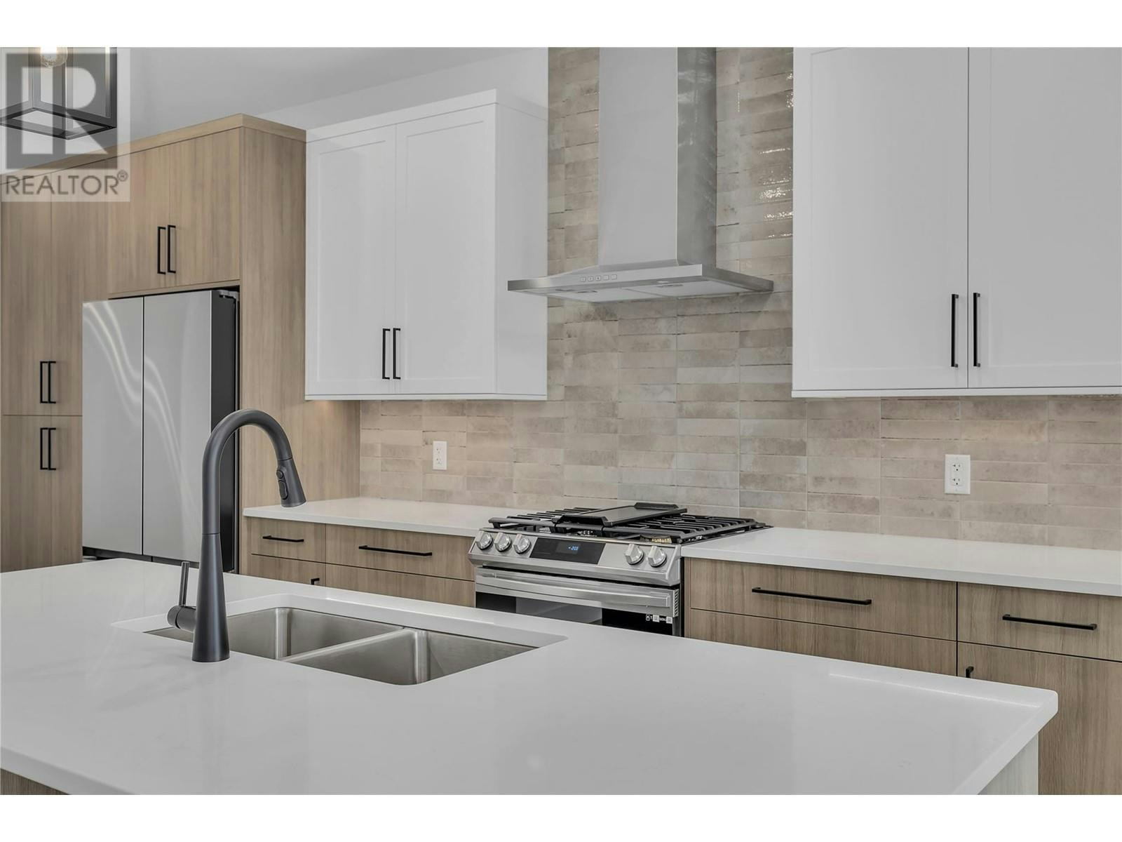 6-2835 Canyon Crest Drive, West Kelowna, BC, V4T 0E3 - 10