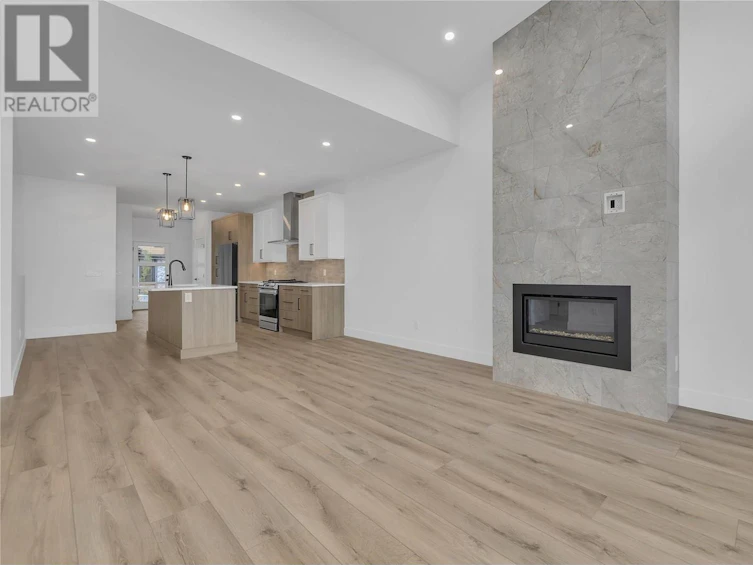 6-2835 Canyon Crest Drive, West Kelowna, BC, V4T 0E3 - 15