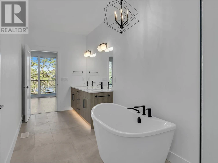 6-2835 Canyon Crest Drive, West Kelowna, BC, V4T 0E3 - 31