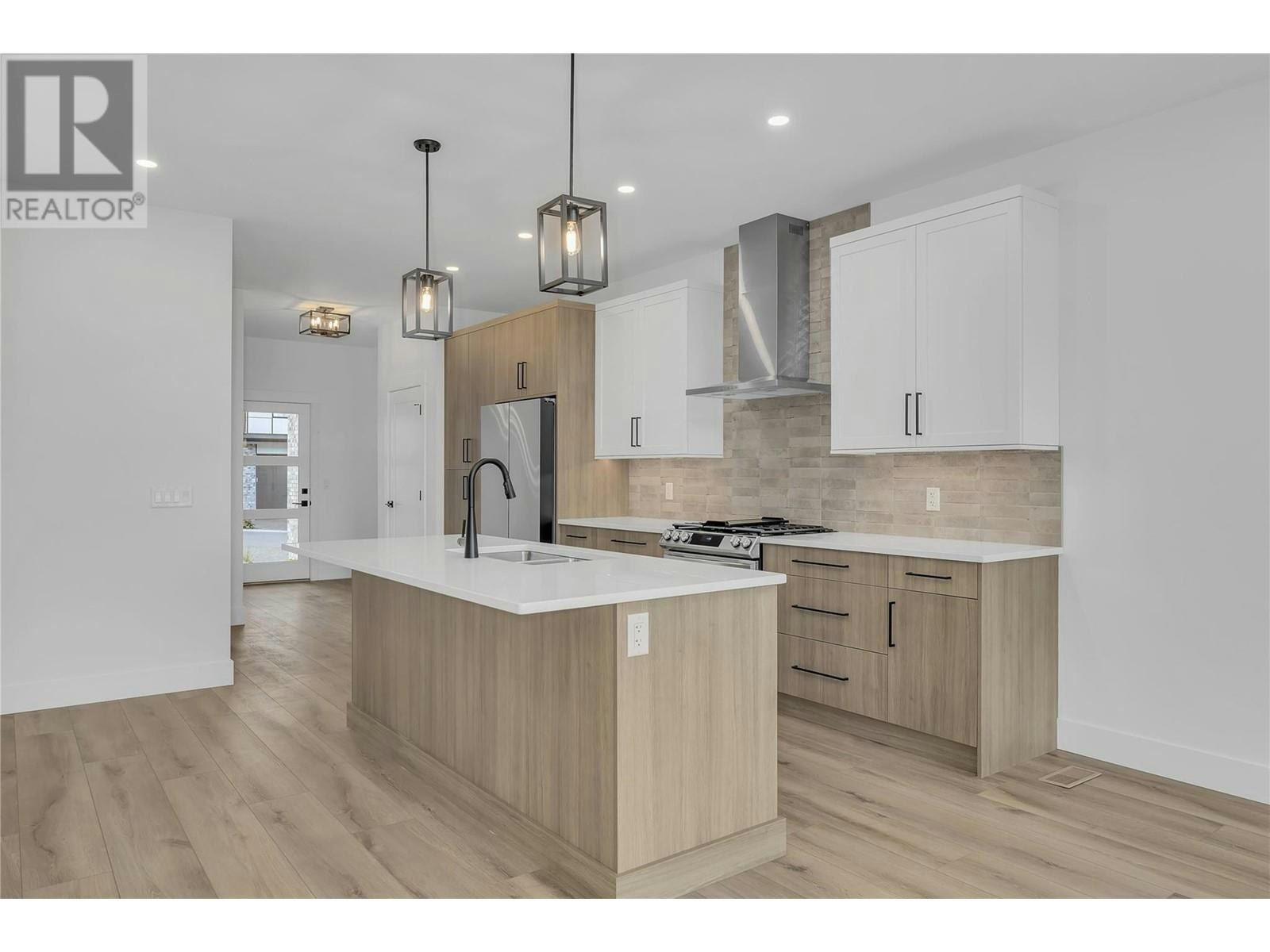 5-2835 Canyon Crest Drive, West Kelowna, BC, V4T 0E3 - 14