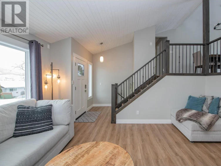 2908 Prospect Drive, Vernon, BC, V1T 8E4 - 3