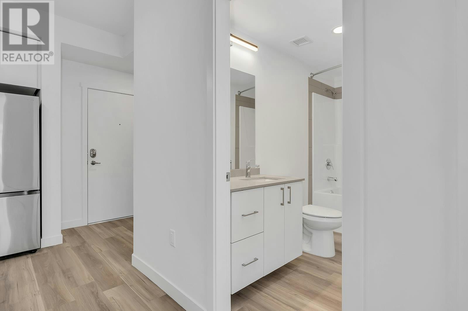 411-1057 Frost Road, Kelowna, BC, V1Y 6G1 - 18