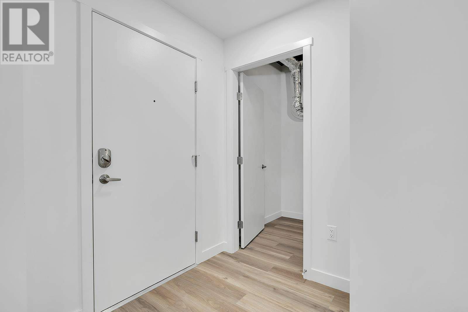 411-1057 Frost Road, Kelowna, BC, V1Y 6G1 - 21