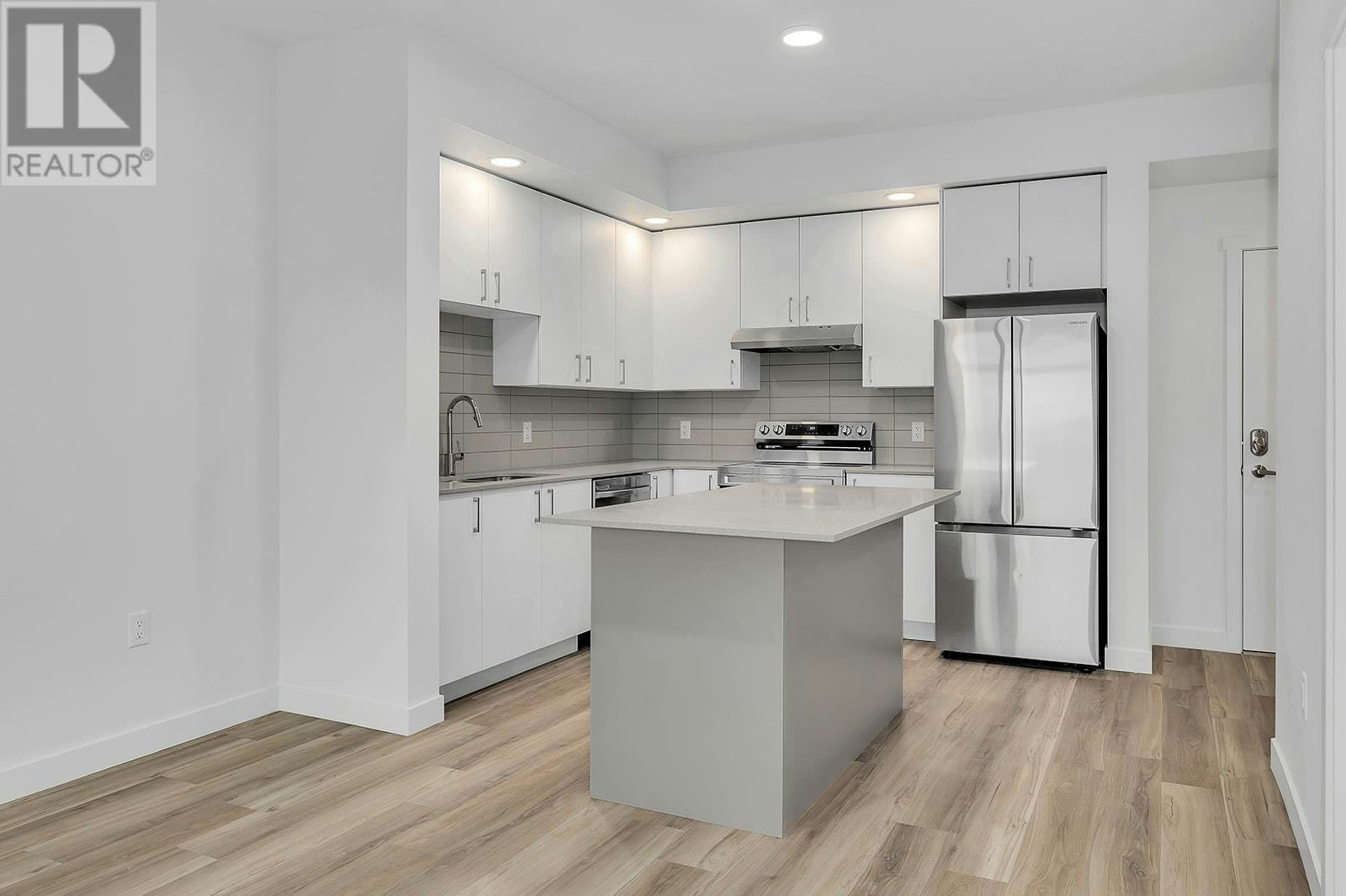 411-1057 Frost Road, Kelowna, BC, V1Y 6G1 - 5