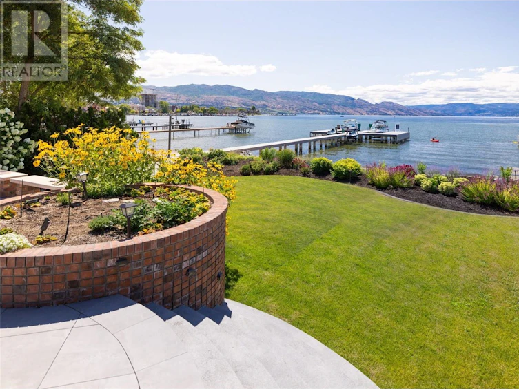 3590 Lakeshore Road, Kelowna, BC, V1W 3L5 - 22