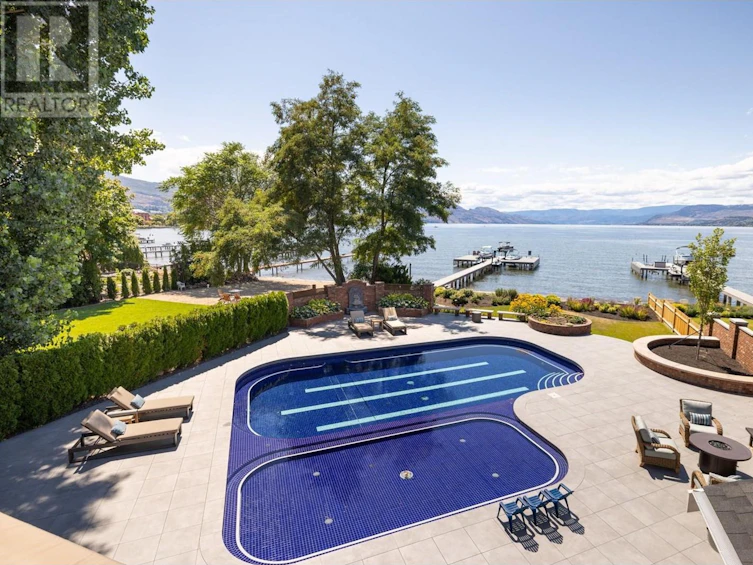 3590 Lakeshore Road, Kelowna, BC, V1W 3L5 - 31