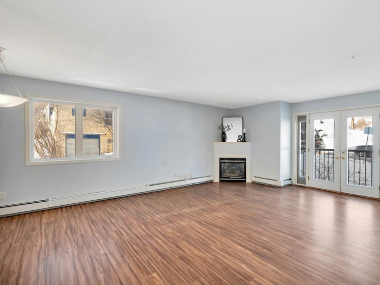 211-10403 98 Avenue NW, Edmonton, AB, T5K 2Y5 - 20