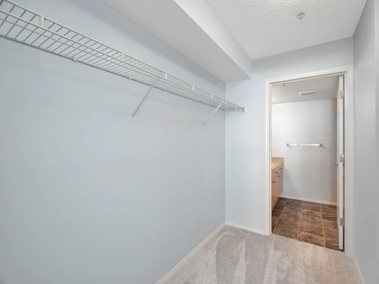 211-10403 98 Avenue NW, Edmonton, AB, T5K 2Y5 - 30