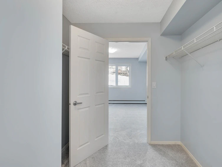 211-10403 98 Avenue NW, Edmonton, AB, T5K 2Y5 - 31