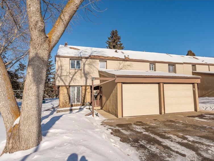 72 Grandin Vg, St. Albert, AB, T8N 1R9