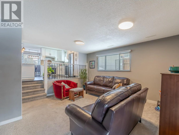 2951 Paris Street, Penticton, BC, V2A 6X5 - 15
