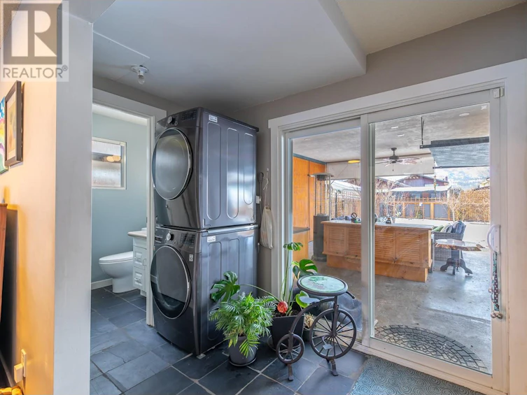 2951 Paris Street, Penticton, BC, V2A 6X5 - 24