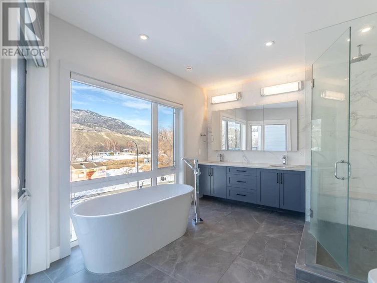 113-201 Wylie Street, Penticton, BC, V2A 0H3 - 18