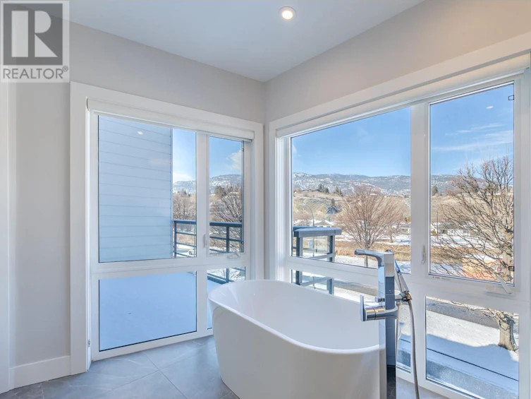 113-201 Wylie Street, Penticton, BC, V2A 0H3 - 19