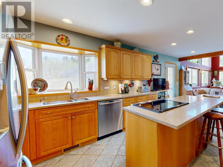 4221 Lodge Road, Lac La Hache, BC, V0K 1T0 - 18