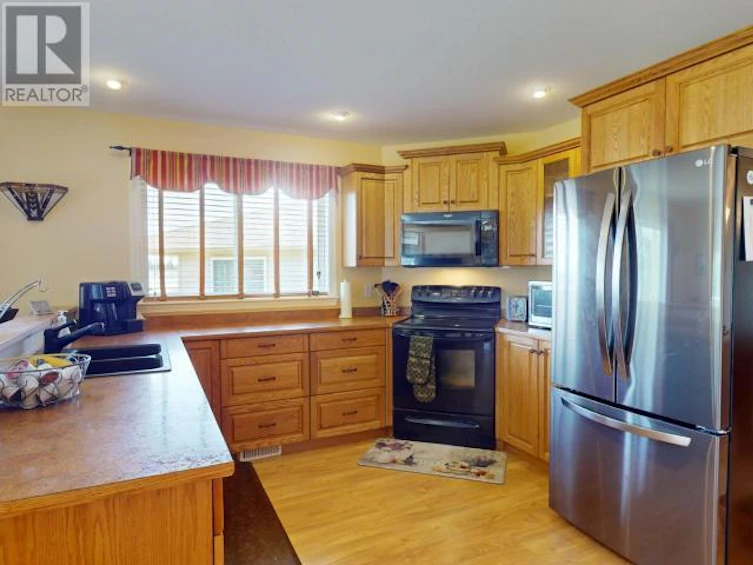 B-4903 Parsons Court, Powell River, BC, V8A 5V7 - 2