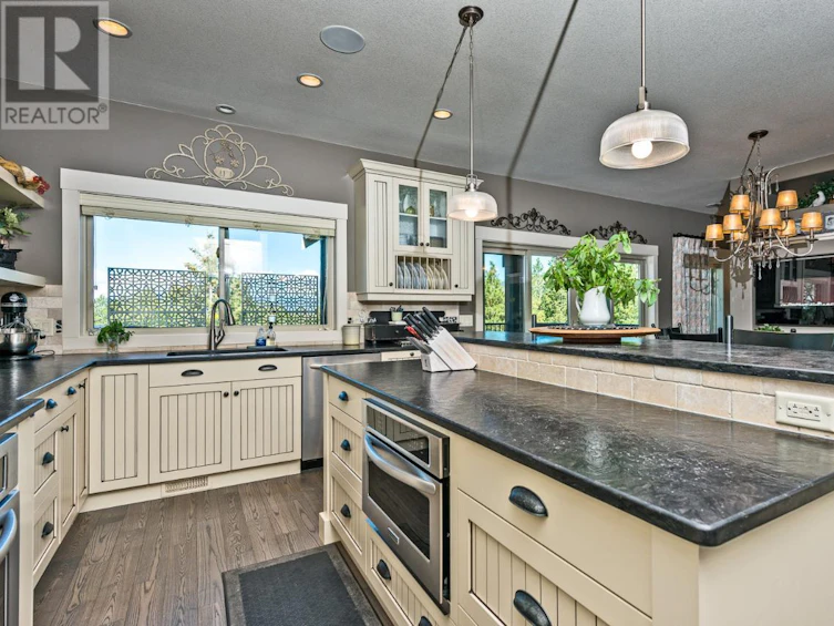 145 Grizzly Place, Osoyoos, BC, V0H 1V6 - 14