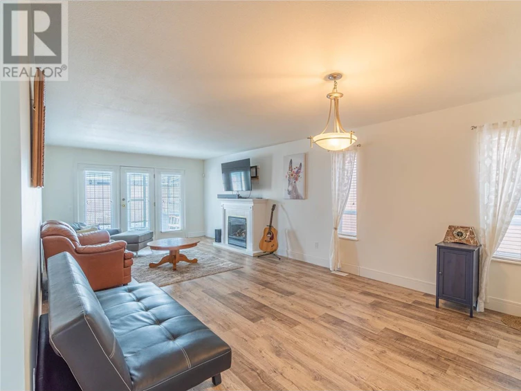 16-1285 14th Street, Kamloops, BC, V2B 8K9 - 3