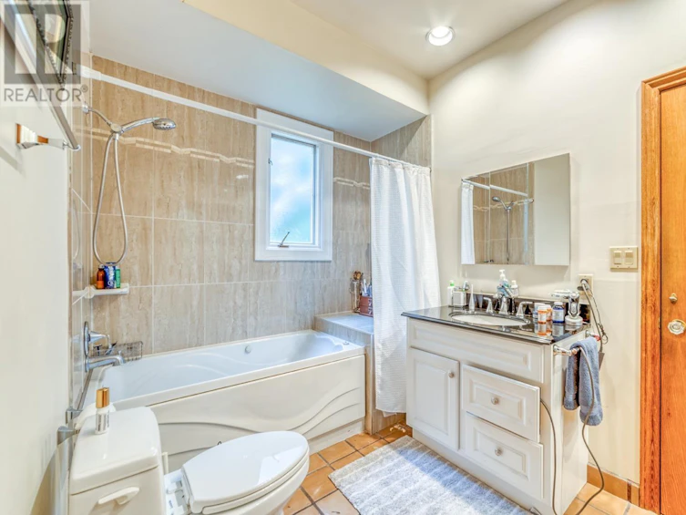 1546 West 12th Avenue, Vancouver, BC, V6J 2E1 - 12