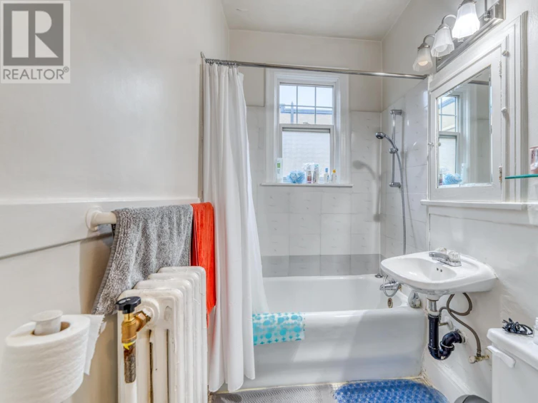 1546 West 12th Avenue, Vancouver, BC, V6J 2E1 - 10