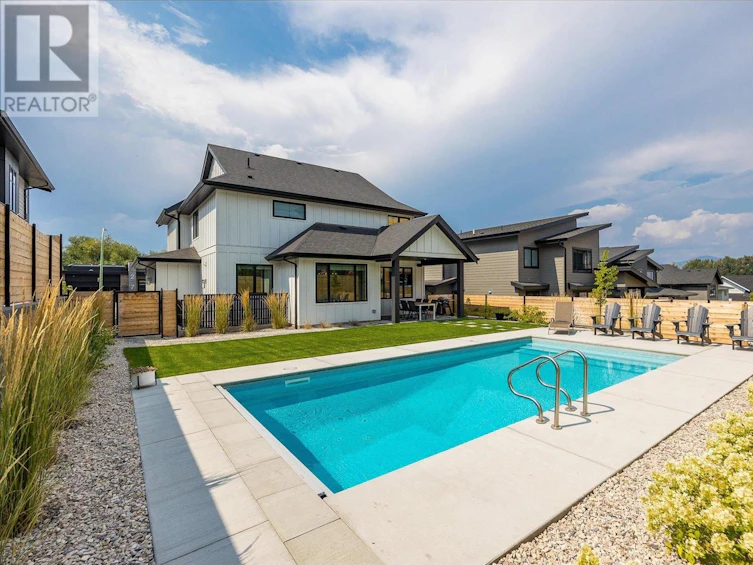 4271 Russo Street, Kelowna, BC, V1W 0C6 - 2