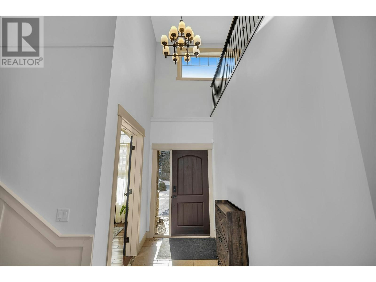 840 Hewetson Avenue, Kelowna, BC, V1W 5C9