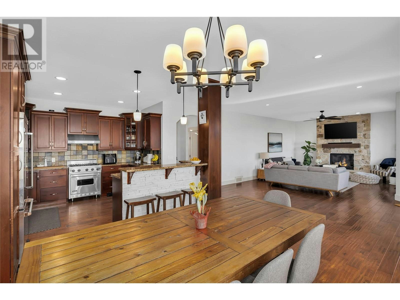 840 Hewetson Avenue, Kelowna, BC, V1W 5C9 - 10