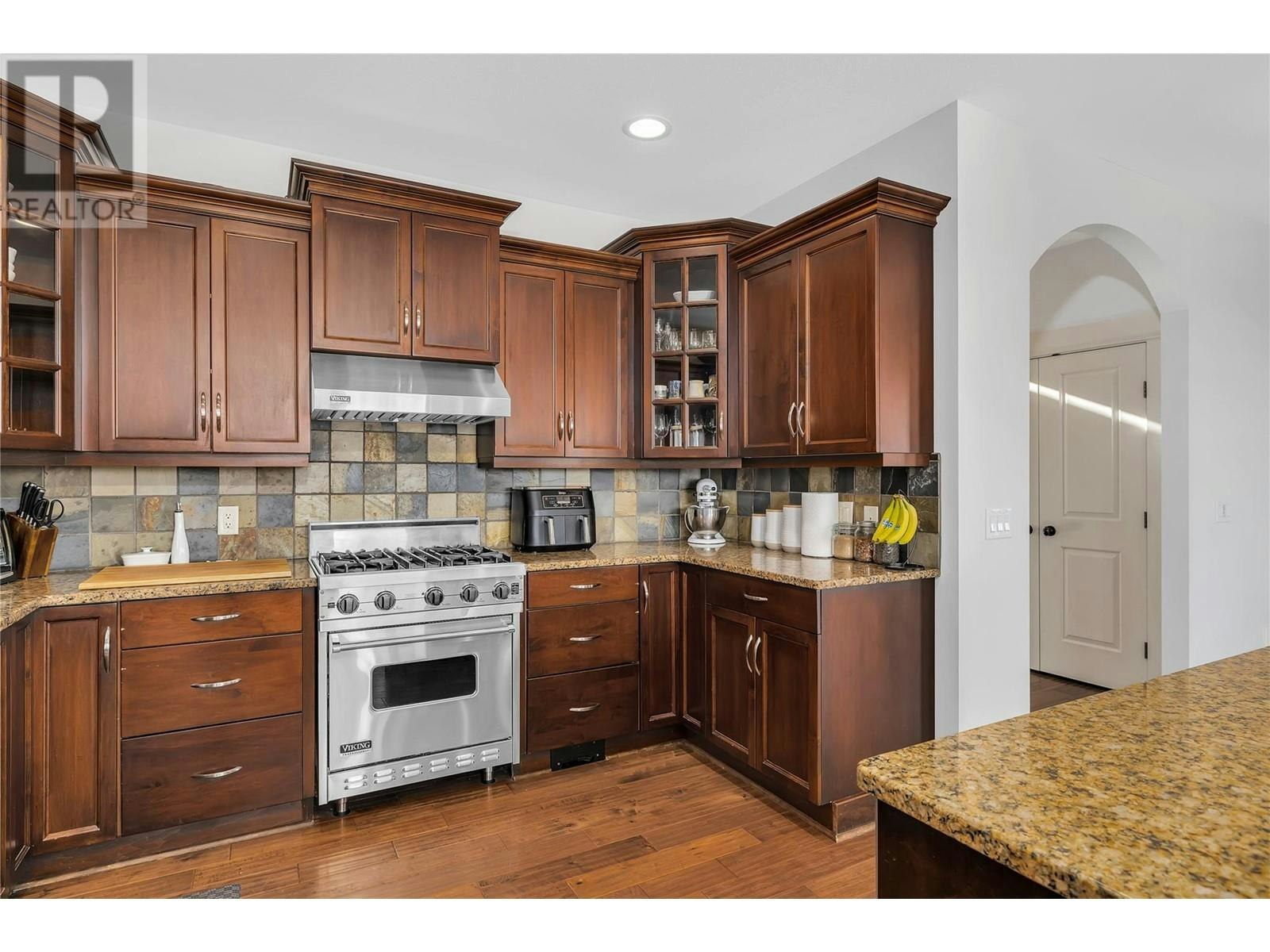 840 Hewetson Avenue, Kelowna, BC, V1W 5C9 - 13