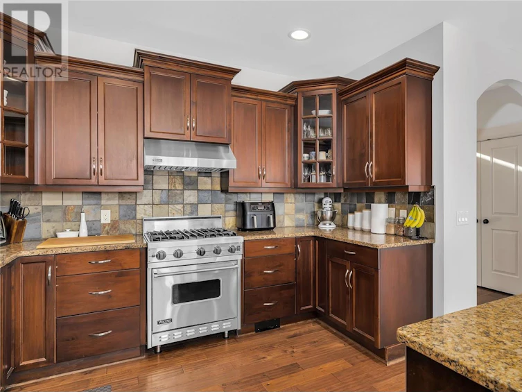 840 Hewetson Avenue, Kelowna, BC, V1W 5C9 - 13
