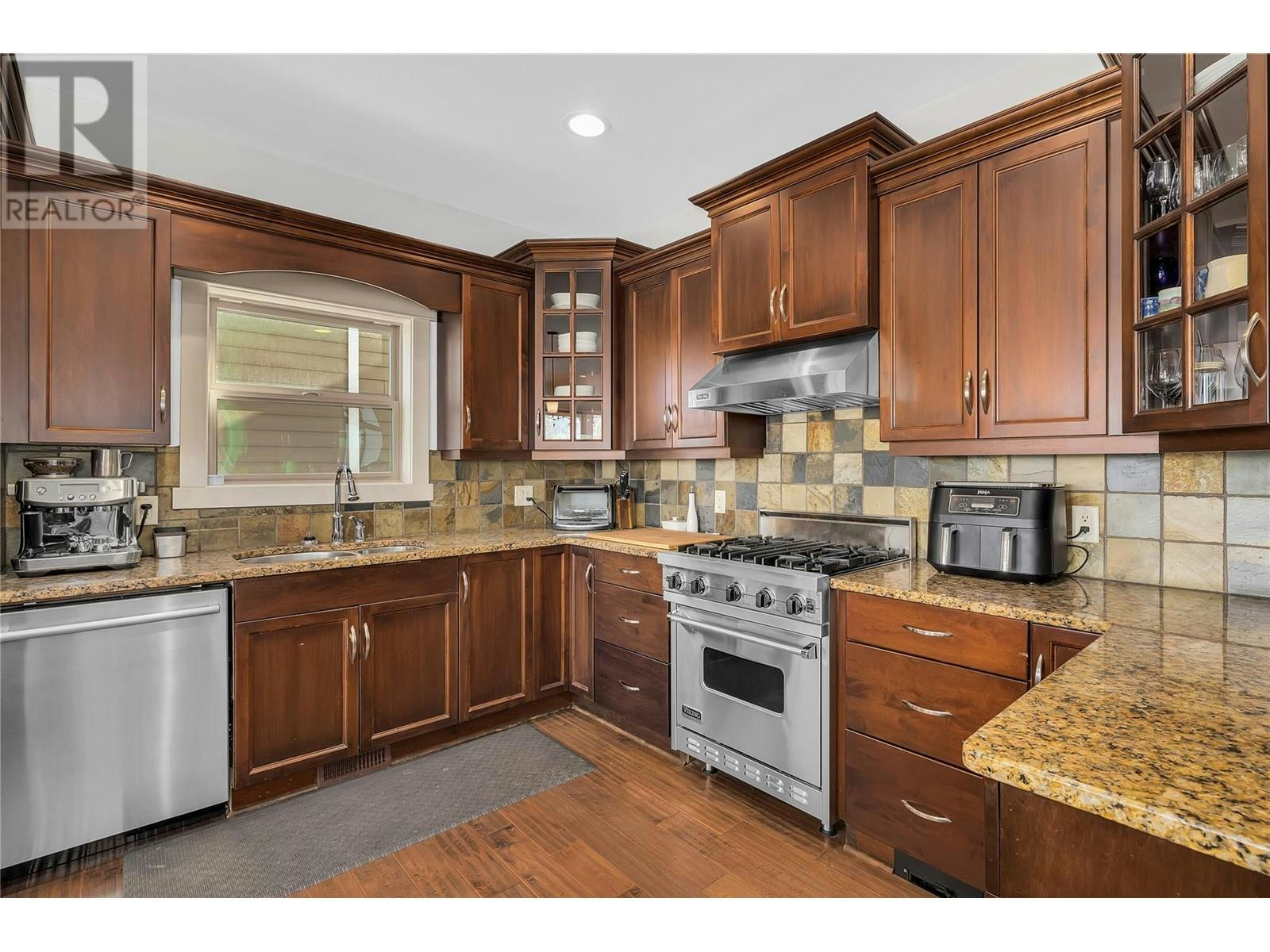 840 Hewetson Avenue, Kelowna, BC, V1W 5C9 - 15