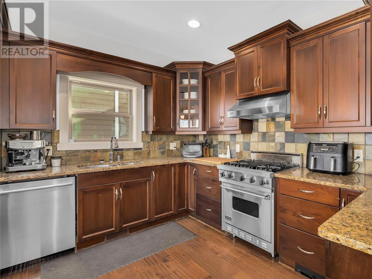 840 Hewetson Avenue, Kelowna, BC, V1W 5C9 - 15