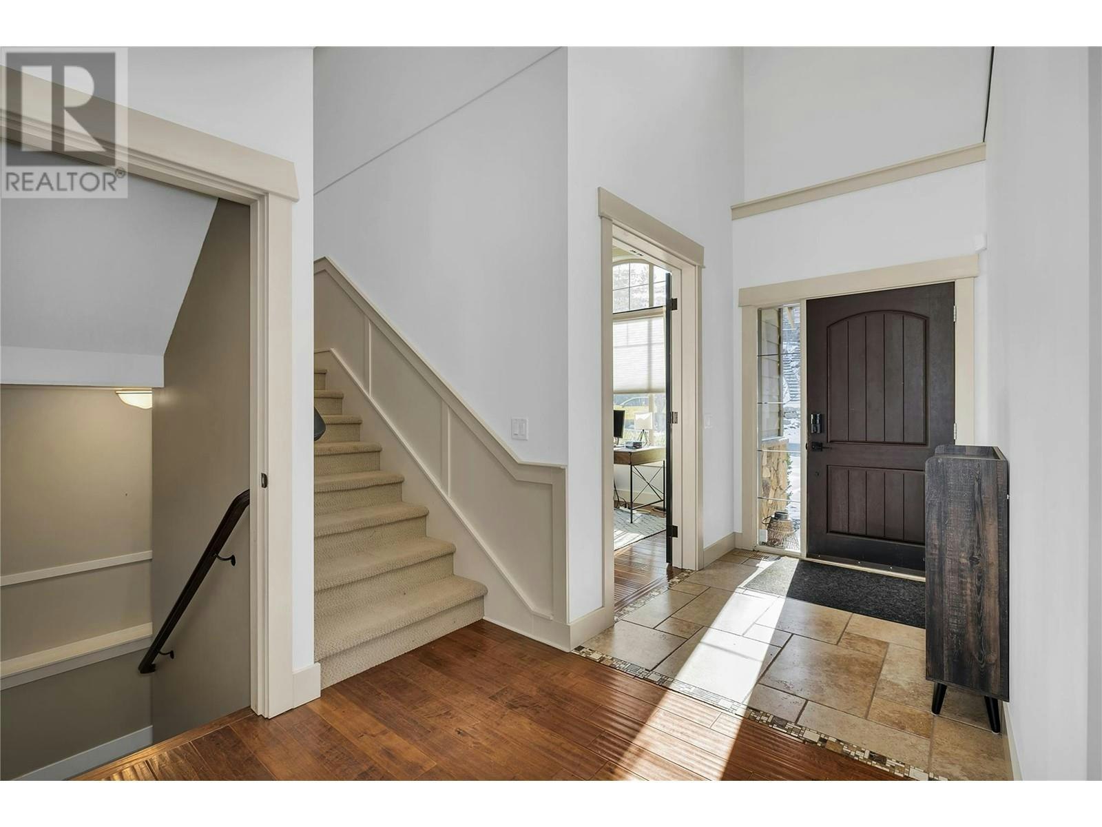 840 Hewetson Avenue, Kelowna, BC, V1W 5C9 - 2