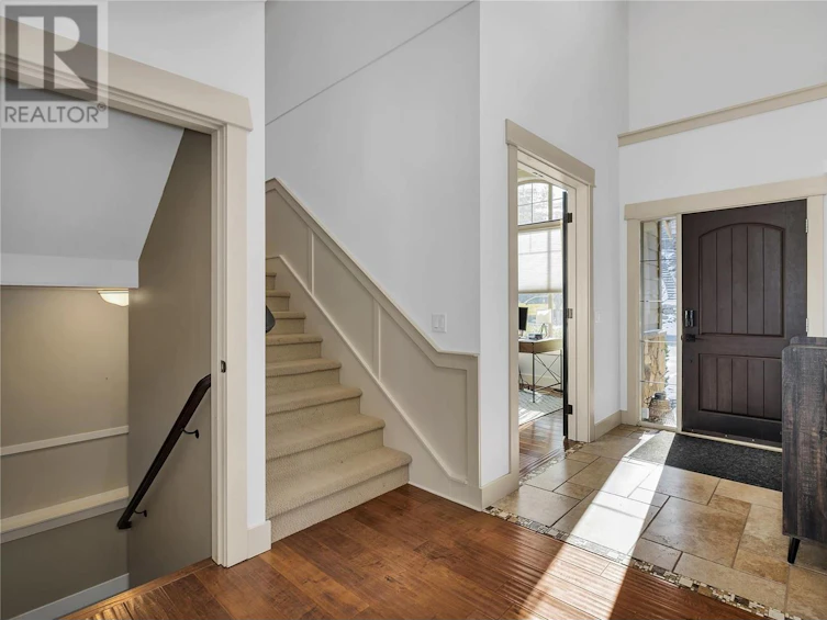 840 Hewetson Avenue, Kelowna, BC, V1W 5C9 - 2