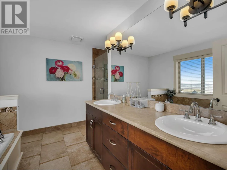 840 Hewetson Avenue, Kelowna, BC, V1W 5C9 - 33