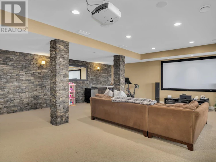 840 Hewetson Avenue, Kelowna, BC, V1W 5C9 - 42