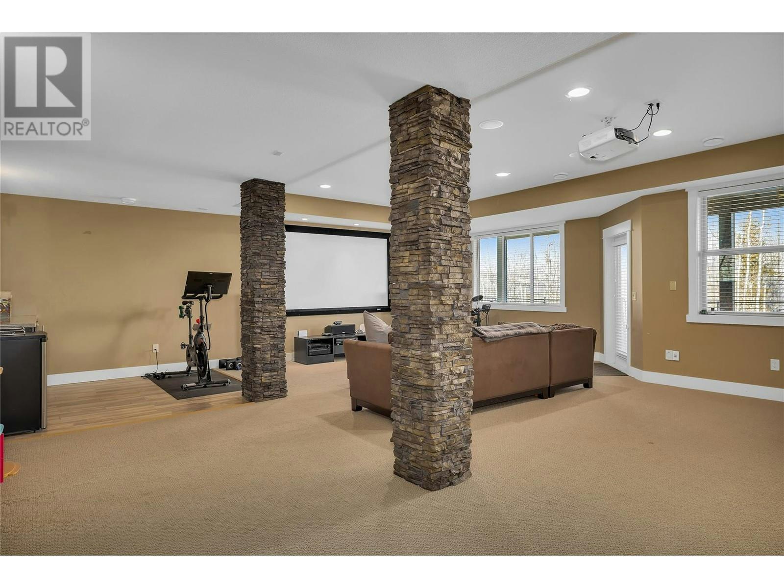 840 Hewetson Avenue, Kelowna, BC, V1W 5C9 - 43