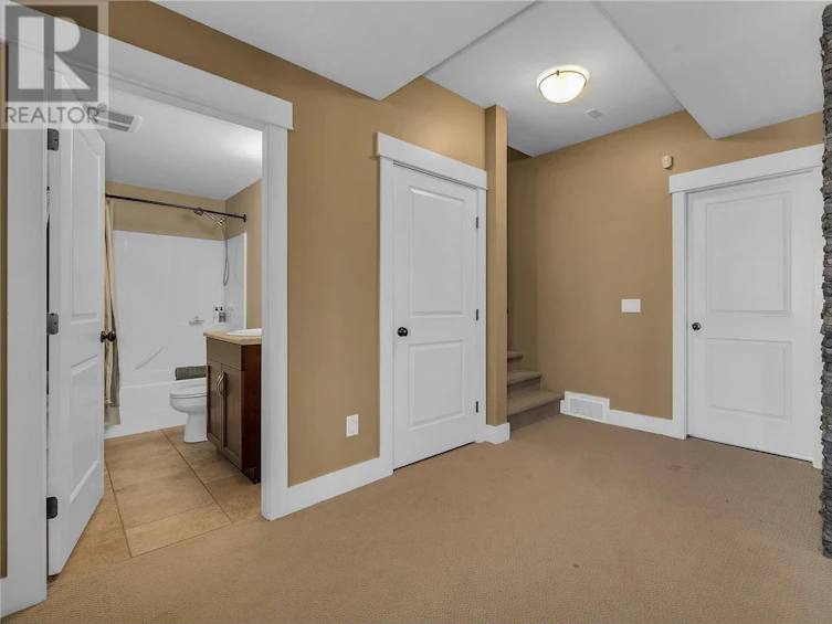 840 Hewetson Avenue, Kelowna, BC, V1W 5C9 - 51