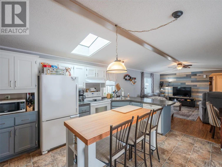 C13-4505 Mclean Creek Road, Okanagan Falls, BC, V0H 1R1 - 2