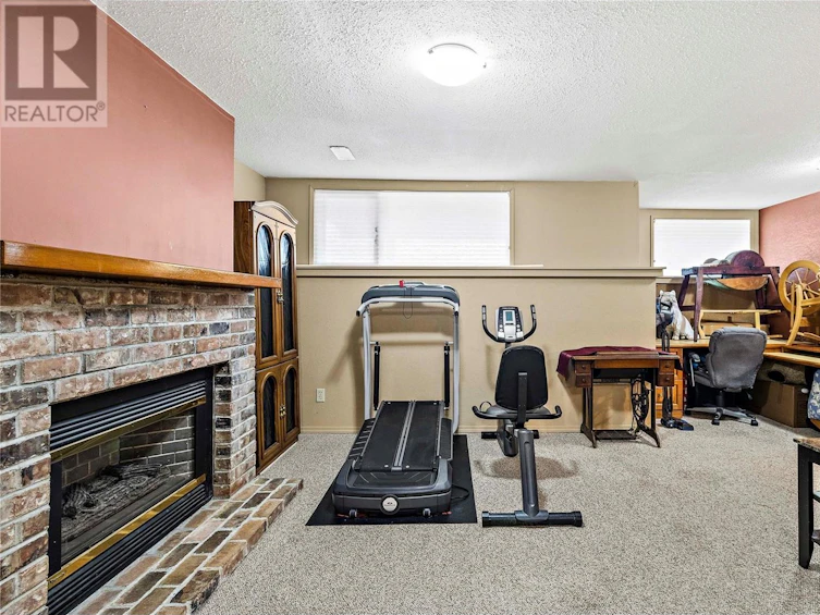 5931 Northwest 40 Street, Salmon Arm, BC, V1E 3B6 - 39