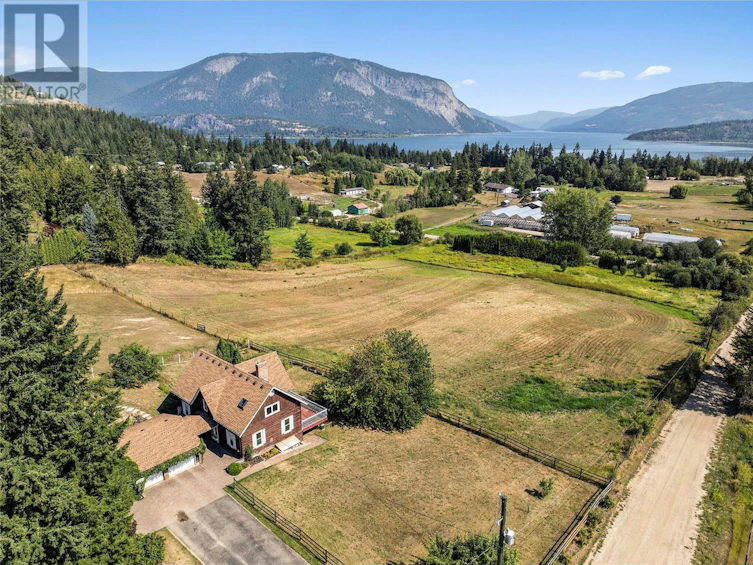 5931 Northwest 40 Street, Salmon Arm, BC, V1E 3B6 - 4