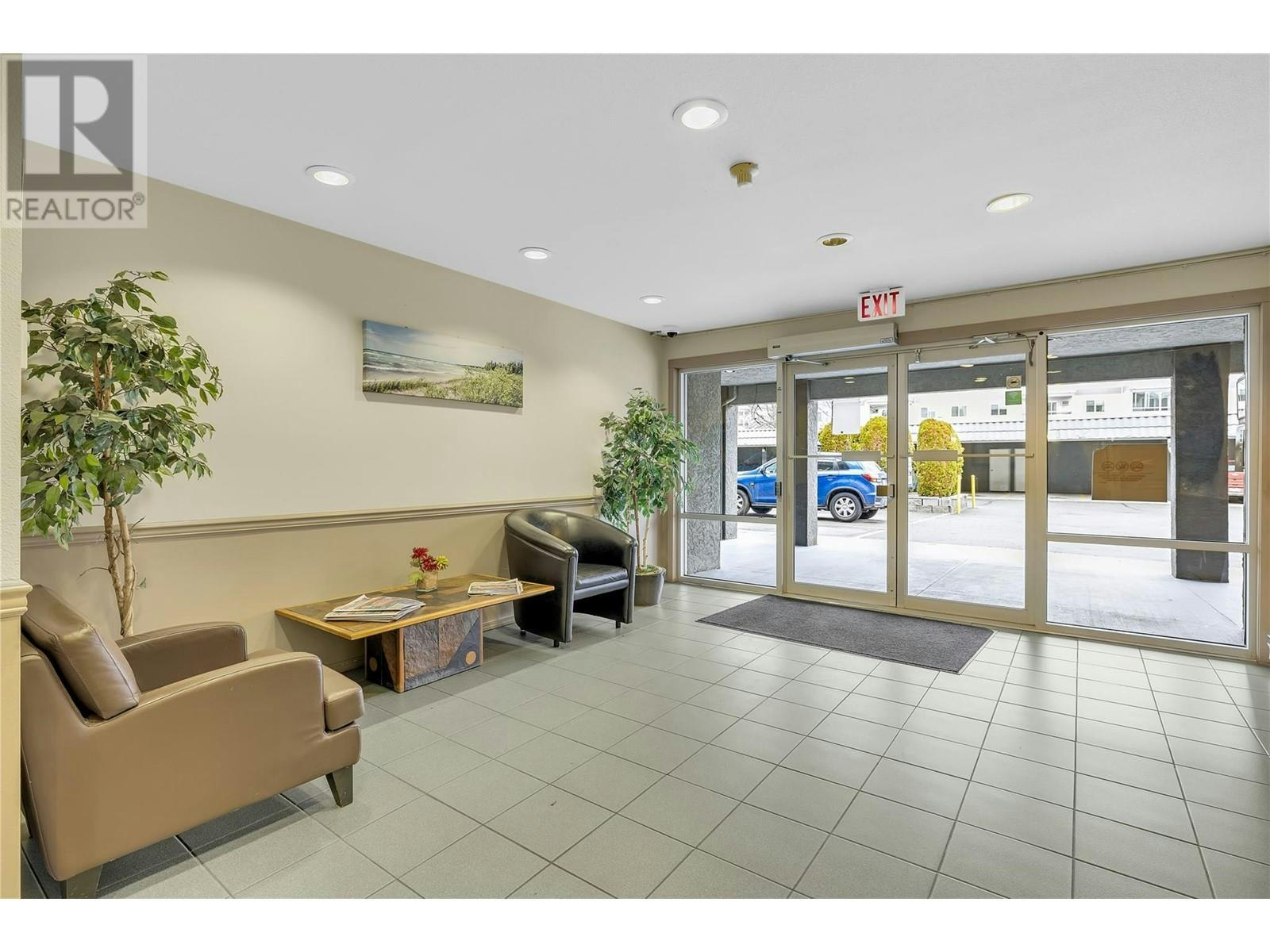 103-3175 De Montreuil Court, Kelowna, BC, V1P 1P4 - 2